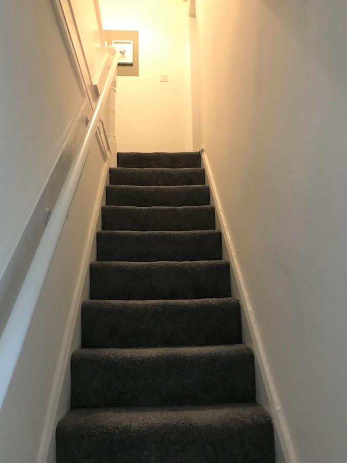 Stylish Modern 3-Bed House Nr Manchester City Ctr Whitefield Exterior foto