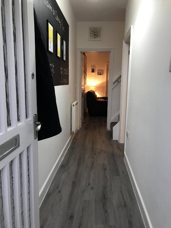Stylish Modern 3-Bed House Nr Manchester City Ctr Whitefield Exterior foto